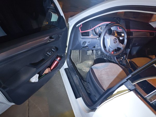 Volkswagen Bora 2019, 28400 км, за 8957 USD - фото 18