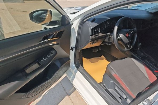 Volkswagen Bora 2019, 43800 км, за 9327 USD - фото 22