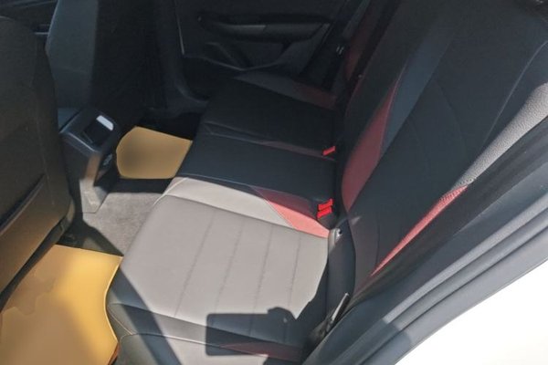 Volkswagen Bora 2019, 43800 км, за 9327 USD - фото 23
