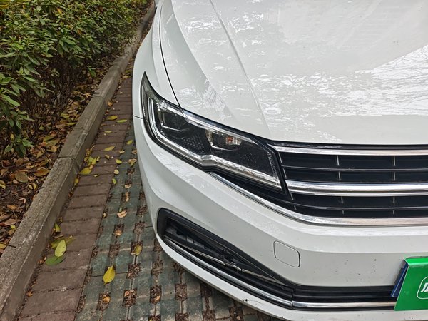 Volkswagen Bora 2020, 64100 км, за 10621 USD - фото 7