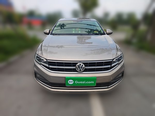 Volkswagen Bora 2020, 487000 км, за 5794 USD