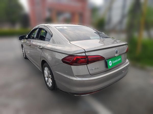 Volkswagen Bora 2020, 487000 км, за 5794 USD