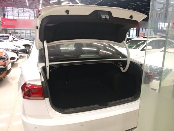 Volkswagen Bora 2020, 62200 км, за 9559 USD - фото 22