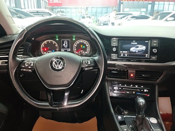 Volkswagen Bora 2020, 62200 км, за 9559 USD - фото 13