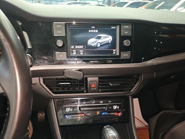 Volkswagen Bora 2020, 62200 км, за 9559 USD - фото 16