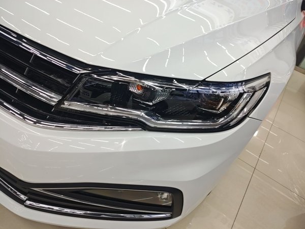 Volkswagen Bora 2020, 62200 км, за 9559 USD - фото 9