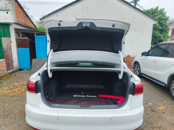 Volkswagen Bora 2021, 26800 км, за 11150 USD - фото 16