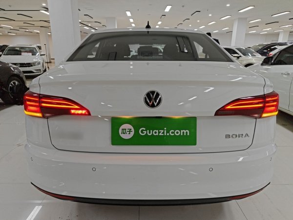 Volkswagen Bora 2021, 49200 км, за 9183 USD