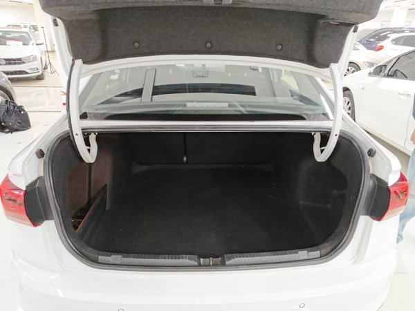 Volkswagen Bora 2021, 49200 км, за 9183 USD - фото 22
