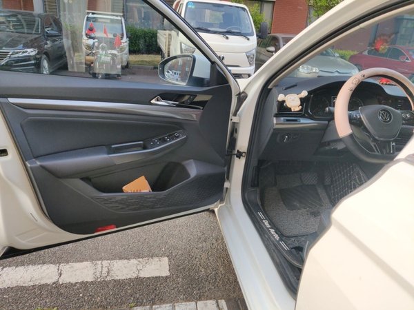 Volkswagen Bora 2021, 70500 км, за 7937 USD - фото 17