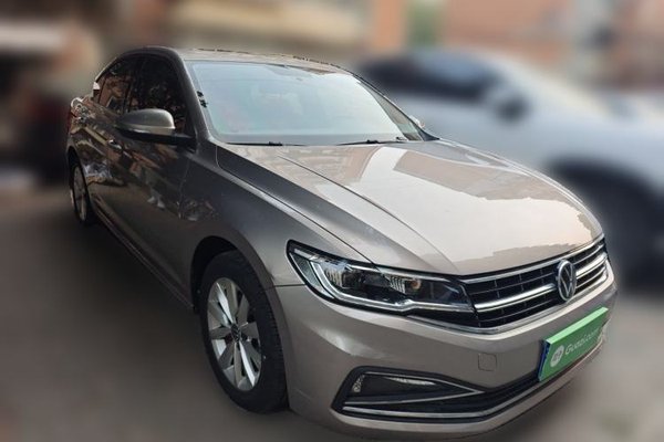 Volkswagen Bora 2021, 20099 км, за 8870 USD