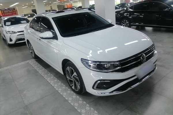 Volkswagen Bora 2023, 22599 км, за 11916 USD