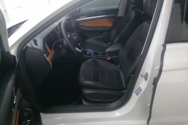 Volkswagen Bora 2023, 22599 км, за 11916 USD - фото 17