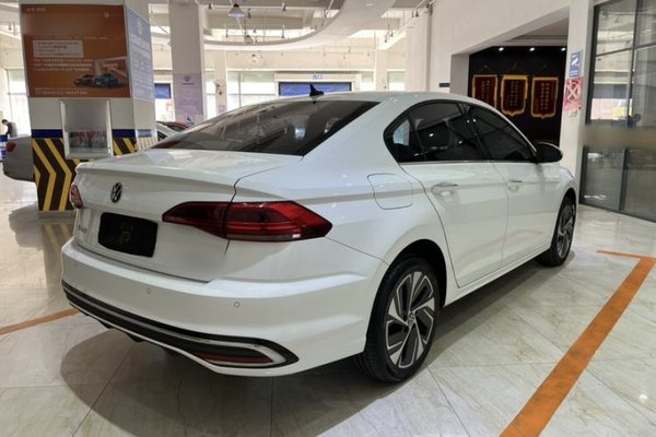 Volkswagen Bora 2023, 37400 км, за 13639 USD - фото 7