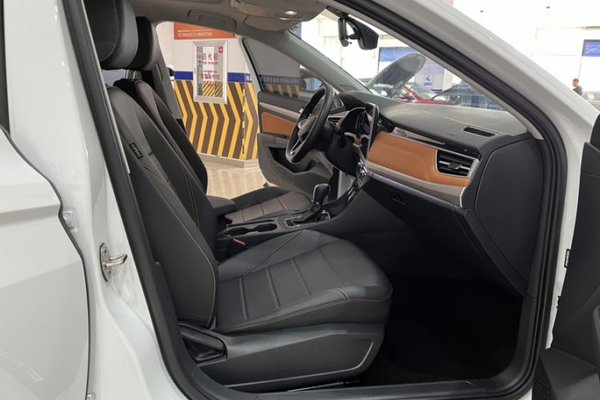 Volkswagen Bora 2023, 37400 км, за 13639 USD - фото 18