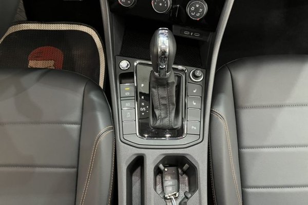 Volkswagen Bora 2023, 37400 км, за 13639 USD - фото 12