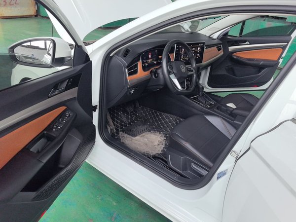 Volkswagen Bora 2023, 77400 км, за 10484 USD - фото 19