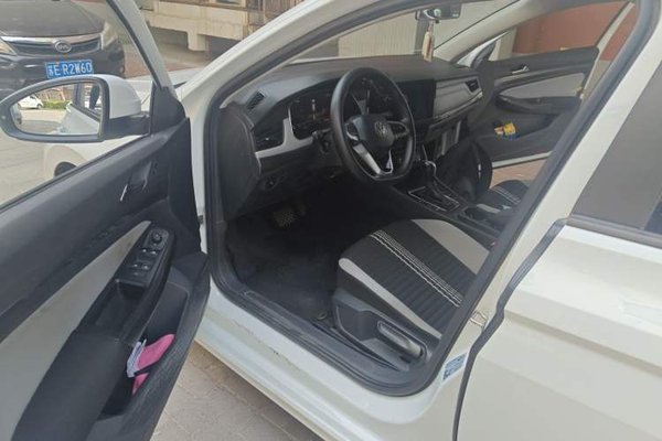 Volkswagen Bora 2023, 90000 км, за 8822 USD - фото 13