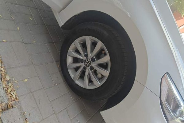 Volkswagen Bora 2023, 90000 км, за 8822 USD