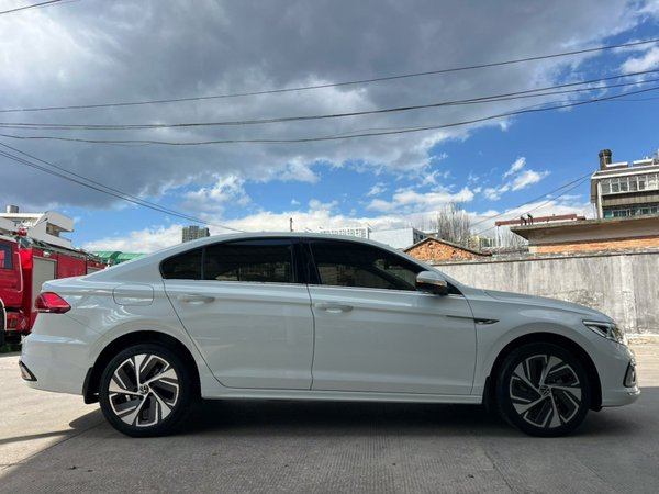 Volkswagen Bora 2023, 36200 км, за 13490 USD