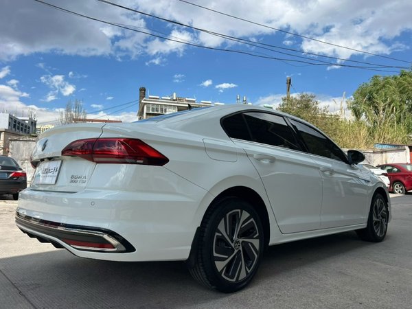 Volkswagen Bora 2023, 36200 км, за 13490 USD