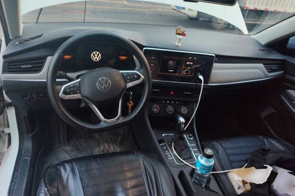 Volkswagen Bora 2023, 88500 км, за 8468 USD - фото 10