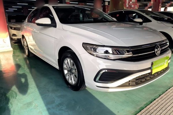 Volkswagen Bora 2024, 41700 км, за 11012 USD