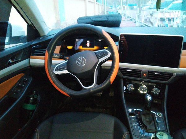 Volkswagen Bora 2025, 2400 км, за 13219 USD - фото 16