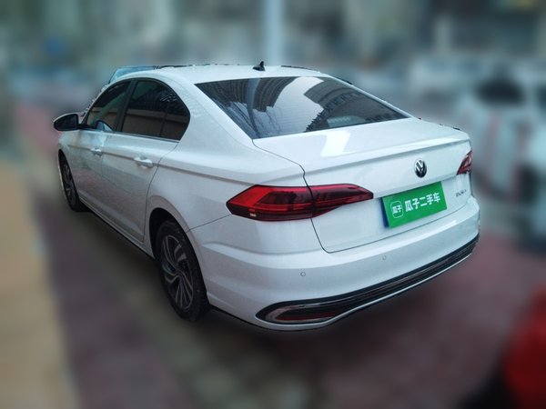 Volkswagen Bora 2025, 2400 км, за 13219 USD