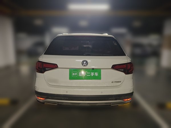 Volkswagen C-TREK 2018, 127400 км, за 6867 USD
