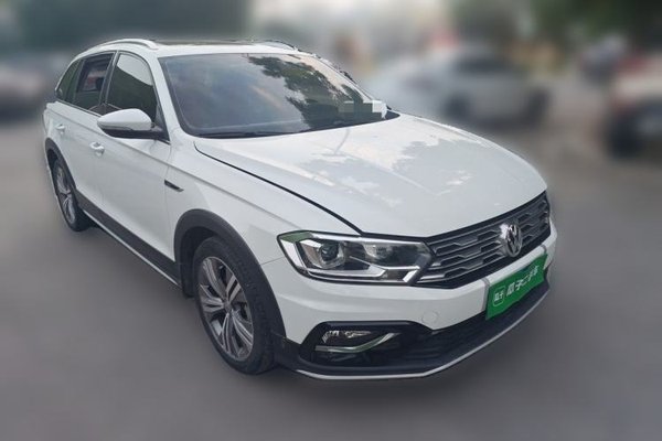 Volkswagen C-TREK 2020, 24100 км, за 8752 USD