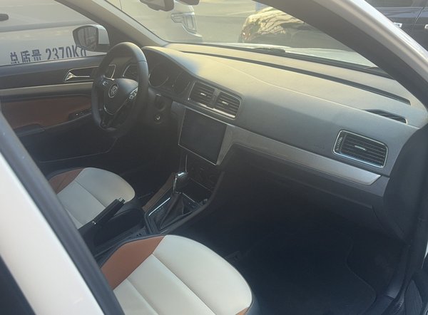 Volkswagen Cross Lavida 2016, 103800 км, за 6565 USD - фото 9