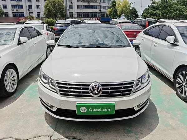 Volkswagen FAW-Volkswagen CC 2015, 102600 км, за 8770 USD