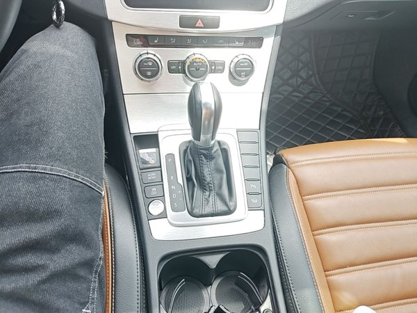 Volkswagen FAW-Volkswagen CC 2015, 102600 км, за 8770 USD - фото 17