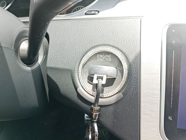 Volkswagen FAW-Volkswagen CC 2015, 102600 км, за 8770 USD - фото 12