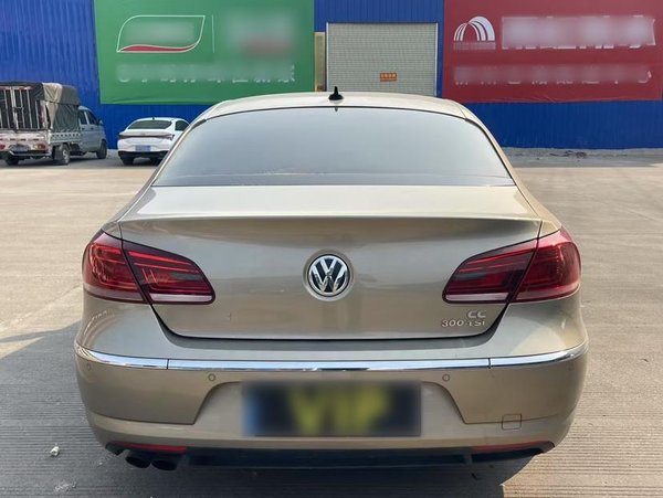 Volkswagen CC 2016, 154600 км, за 9635 USD