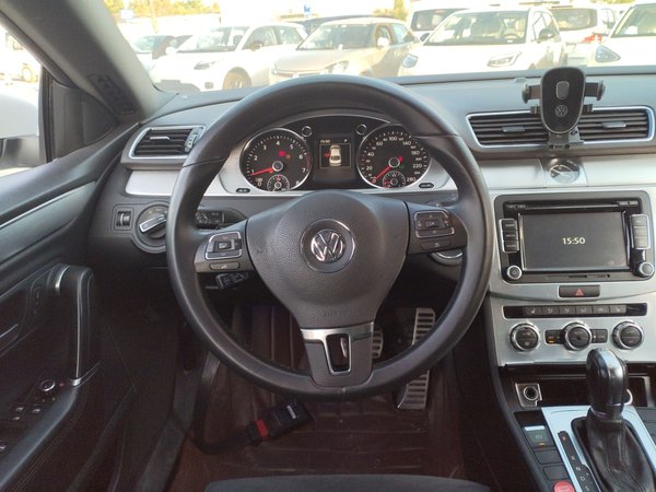 Volkswagen CC 2016, 131900 км, за 9390 USD - фото 11