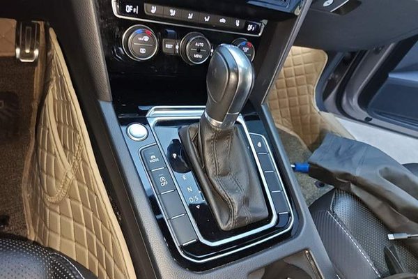 Volkswagen FAW-Volkswagen CC 2019, 79400 км, за 12658 USD - фото 14
