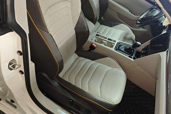 Volkswagen FAW-Volkswagen CC 2019, 80399 км, за 16677 USD - фото 24
