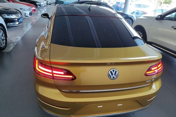 Volkswagen FAW-Volkswagen CC 2019, 93200 км, за 14881 USD
