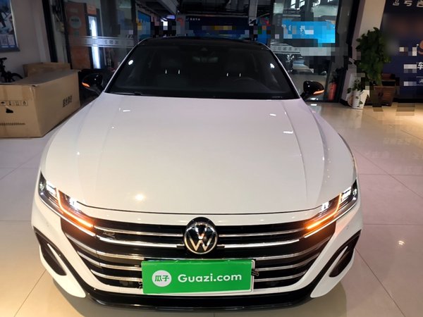 Volkswagen FAW-Volkswagen CC 2023, 46100 км, за 21410 USD