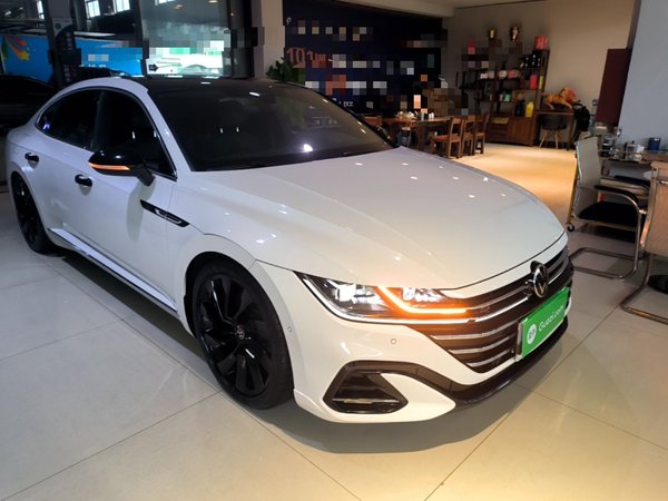 Volkswagen FAW-Volkswagen CC 2023, 46100 км, за 21410 USD