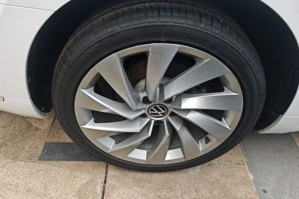 Volkswagen FAW-Volkswagen CC 2023, за 22795 USD - фото 10