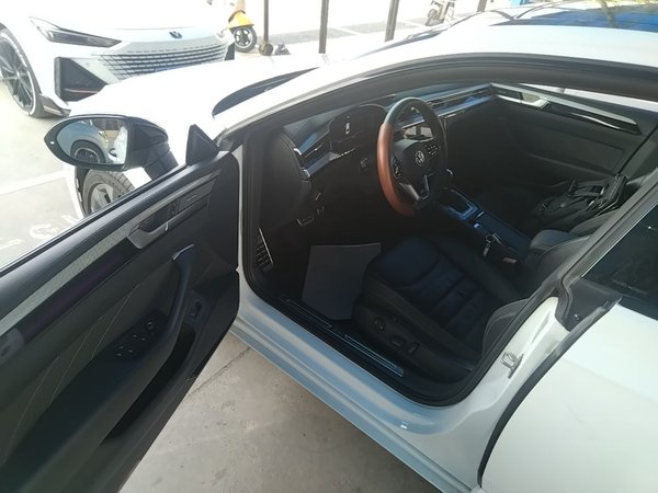Volkswagen FAW-Volkswagen CC 2023, 61600 км, за 22439 USD - фото 24
