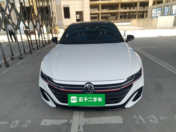 Volkswagen FAW-Volkswagen CC 2023, 61600 км, за 22439 USD