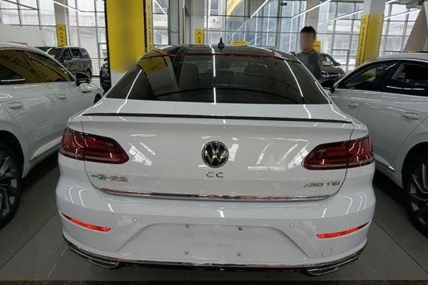 Volkswagen FAW-Volkswagen CC 2023, 71500 км, за 19905 USD
