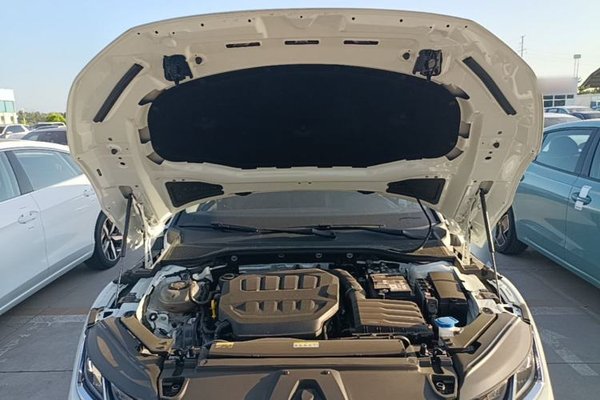 Volkswagen FAW-Volkswagen CC 2024, 17300 км, за 25352 USD - фото 9