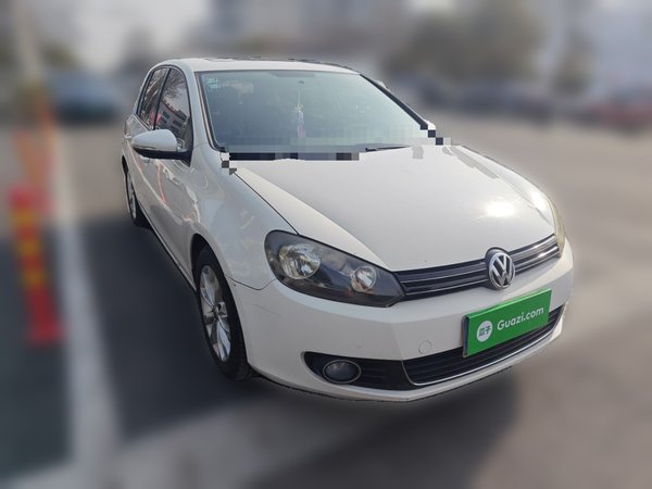 Volkswagen Golf 2012, 123600 км, за 1980 USD