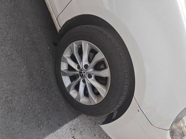 Volkswagen Golf 2012, 123600 км, за 1980 USD - фото 8
