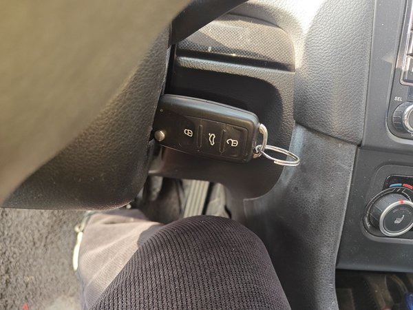 Volkswagen Golf 2012, 123600 км, за 1980 USD - фото 9